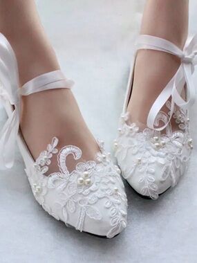 White Lace Pearl Bridal Flats EU 41 / US 9-9.5 Wedding Shoes Ribbon Tie